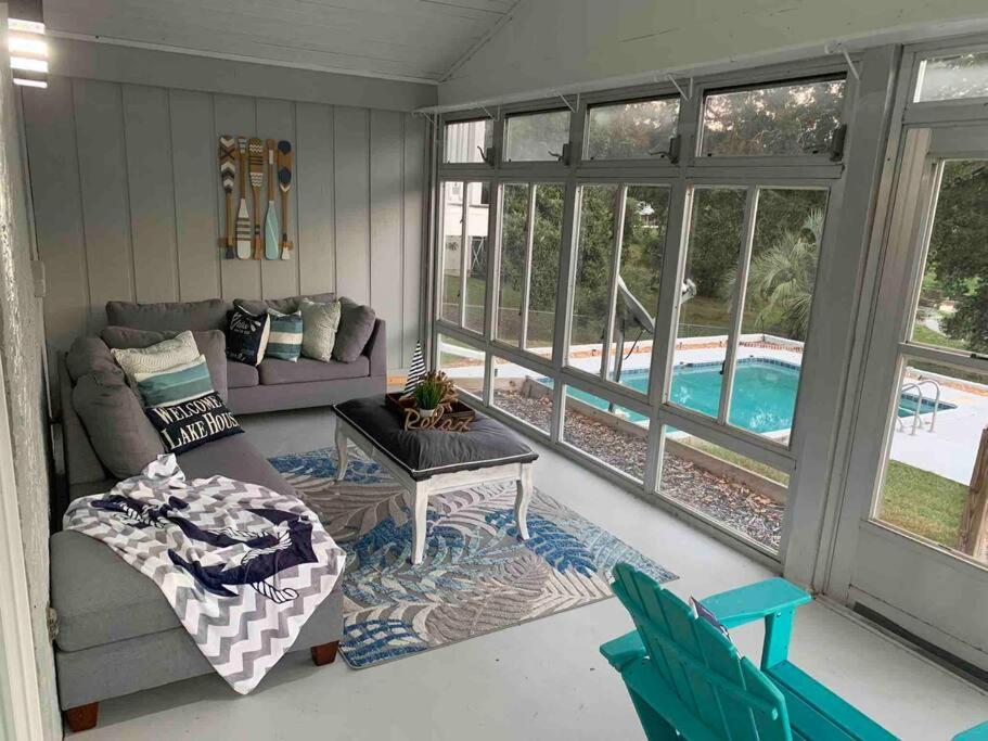 Stylish Lake Home With Huge Pool, Arcade With Ps5,And Theater Just 5 Min From Legoland Winter Haven Buitenkant foto